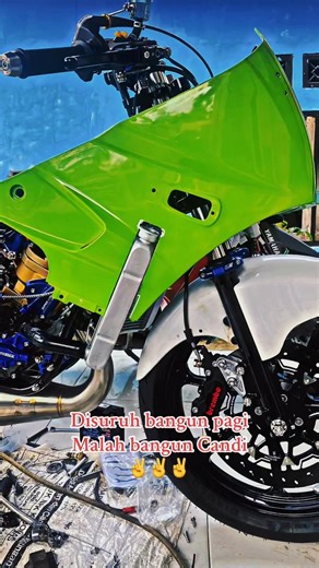 Diauruh bangun pagi malah bangun candi😀😀😀 #kawasaki #ninjassr #ninjass #ninjarr #fyp