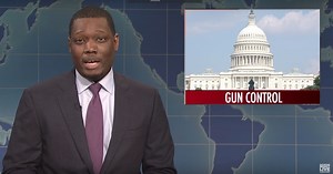 ‘SNL’: Weekend Update Takes On Gun Control: Michael Che Offers Inch By Inch Solution