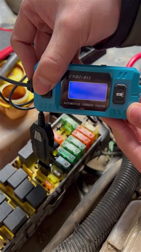 Discover the Circuit Probe Tester for Easy Car Diagnostics