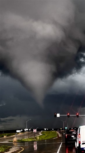 168K views · 9.5K reactions | a tornado near Pacific Junction, Iowa on April 26th of 2024 during a prolific and dangerous tornado outbreak - | The Last Storm | Facebook