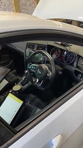 Volkswagen Golf 2.0 TDI in today for a stage one remap and a carbon...