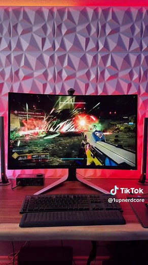 The new Alienware 32ink 4K OLED monitor is making a great first impression! Got this in today so I’ve started my review process. Im hoping to have it up by the end of next week after pouring some serious hours into testing this thing out. Stay tuned! #alienware #pc #pcbuild #pcgamer #tech #alienwaremonitor #oled #oledmonitor #pcbuilds #videogames #tiktok #tiktoktech #techtok #gamer #tiktokpc #youtube