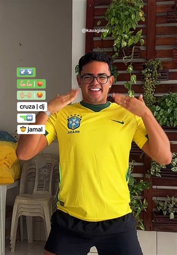 é só botada botada 😝 (dc ?) #kauagisley #tutorial #emoji ai ai que calor