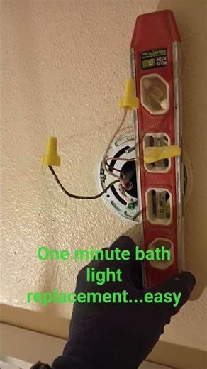 Easy one minute bathroom vanity light replacement DIY. Saved $300 service call