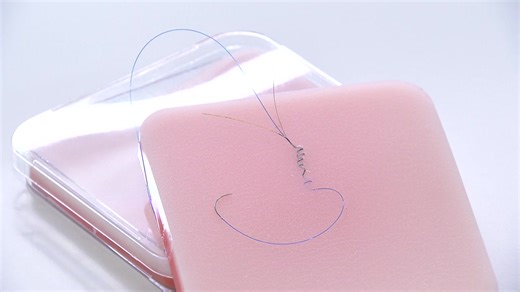 상처 꿰맸더니...얼마나 나았는지 알려주는 똑똑한 봉합사