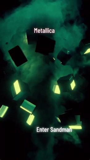 La canción 'Enter Sandman' de Metallica es una de las piezas más icónicas del metal de los años 90. Desde su lanzamiento en 1991, ha cautivado a los oyentes con su poderoso riff de guitarra y su atmósfera inquietante. La letra de la canción puede interpretarse como una oscura nana que juega con la dualidad entre la inocencia de la infancia y los temores que emergen en la oscuridad de la noche. El estribillo 'Exit light, Enter night' sugiere una transición del mundo consciente y seguro, simboliza