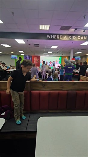 We didn't do the whole Chuck E Cheese experience because we didn't do a big party (5 kids or more) but we brought his BFF Leilani. The birthday girl that Chuck E was with was Joshua's birthday twin though, both 6 & born on the same day, he thought that was awesome! :) A must save for memories! | Amy Curreri Anderson