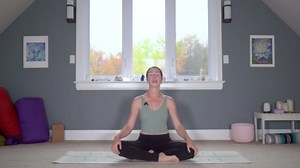 10 min gentle yoga flow for a soft morning start