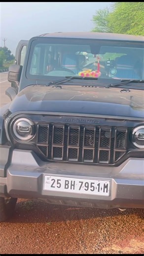 Thar Roxx MX5 4x4 | Style, Power & Attitude | Must Watch Short 🚘 || #tharroxxmx5 #automobile