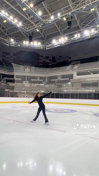 best ice rink in qatar 🇶🇦 #figureskating #foryou #IceSkating #trending #viral #fyp #skate #dohaqatar🇶🇦 #xybca #dxb #figureskater #spin #fyppppppppppppppppppppppp #dontletthisflop