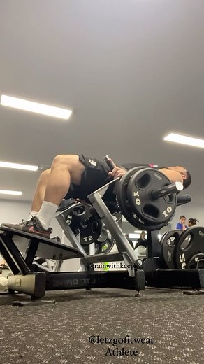 Get that work in! Today used more of my quads to deadlift as having issues with my quads firing atm, and alsp rdls i went close to try activate the hammies glutes more. #letzgo #legs I haven't lifted much lately due tp change of trainings so kept weights at a good weight but nothing to heavy, do you and change what suits to your training, achieve greatness now & letzgo #grind #clothingbrand #letzgo #athlete #letzgoathlete #tumeke #tribe #focused | Train With Keepa