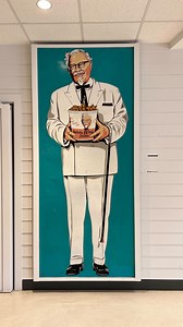 Harland Sanders Cafe & Museum, Corbin, Kentucky. Birthplace of Kentucky Fried Chicken. #museum #sanders #KFC #kentuckyfriedchicken #chicken #colonelsanders #colsanders #kentucky #vintage #obsoleteautomotive #roadside #usa #old #retro | Obsolete Automotive