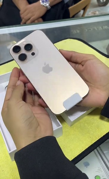 #rent2own နဲ့အားပေးမှုလေးiPhone 16Pro🤗 #ttymobile #foryou #forppppppppppppppppppppppppppppp