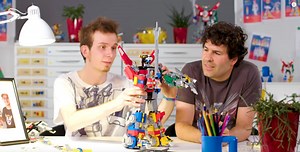 ► LEGO IDEAS 21311 Voltron: Designers' Overview - HOTH BRICKS
