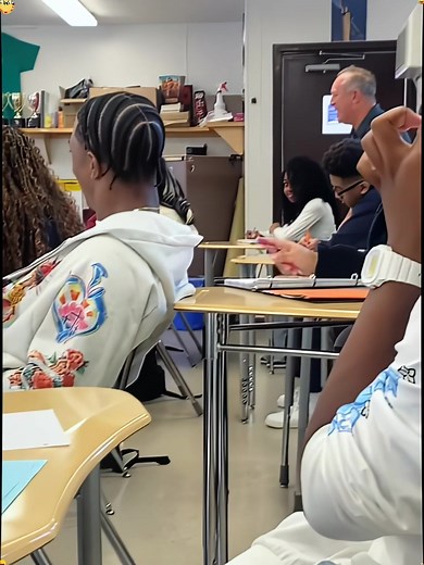 Hilarious Classroom Moments Caught on Video