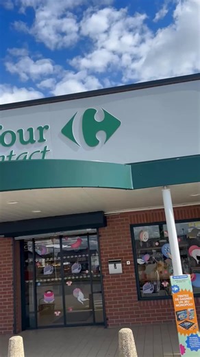 🛒 Chez Carrefour Contact Renwez… on trouve TOUT. De quoi cuisiner, se régaler, décorer, s'équiper, dépanner, se faire plaisir… Chaque rayon a sa petite pépite, et la vidéo le prouve 😄✨ 👉 Passez faire un tour en magasin : vous repartirez forcément avec ce qu’il vous faut (et souvent un peu plus 😉) #ardennes #CarrefourContactRenwez #Local #Magasin #Produits