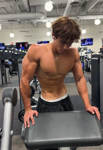 What the avg Fortnite sweat looks like now | fortnite
