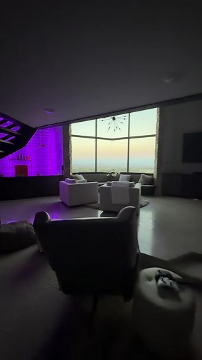 House So Big It Looks Like a Spaceship
