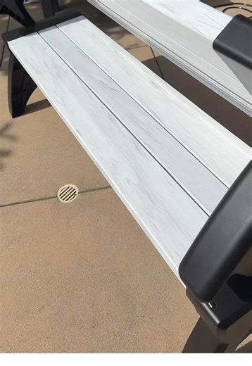 Love this bench wow | Bench