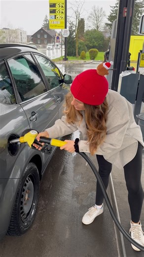 @smile.naturallly on Instagram: "Was tankst du so? ⛽️"