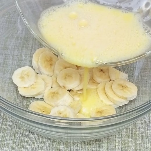 Les crêpes à la banane les plus simples et les plus rapides , Avec seulement 1 banane et 2 œufs - Cette recette est vraiment quelque chose de magique !! | Recette express et inratable