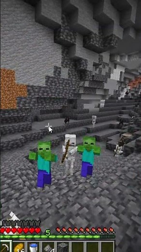 How Legends Mine in Minecraft (Peaceful Mode 😂)#minecraft #funnyshorts #moments