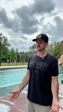 𝗕𝗥𝗘𝗔𝗞𝗜𝗡𝗚: armed robbery attempt outside of Orlando took an unexpected turn.