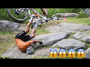 Mathieu van der Poel CRASH - 2020 Olympics Men's cross-country Final