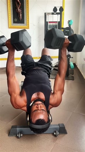 “4 Best Chest Workouts for Bigger Pecs | Dumbbell & Machine Chest Day 💪”