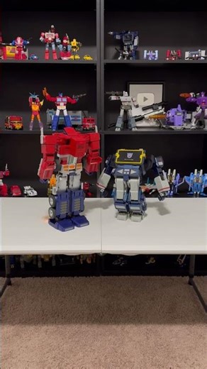 Optimus Prime & Soundwave transform #transformers #optimusprime #soundwave #robot #truck #fun #2026