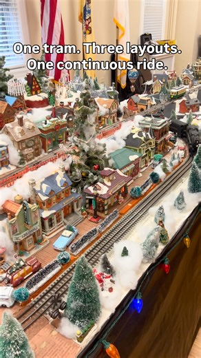 From one world to another — without stopping. Which layout do you like the most? 👀👇 #modeltrain #modelrailroad #modelrailway #tramway | ModelTrain HO