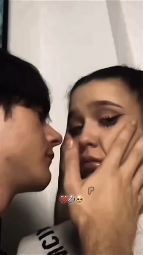 Love | Couples on Instagram: "Post Your Love The Right Way! 💕📸 If you’re making couple videos, you need the perfect caption to show your love. These cute and simple ideas will make your couple content stand out and connect with others who love love. • • • #couplevideos #couplegoals #relationshipgoals #cutecouples #lovecontent #instacouple #romanticvideos #couplesofinstagram"