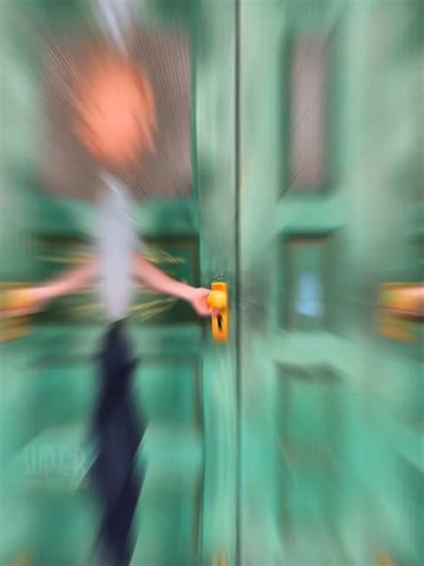 Exploring Backstage at Disneyland: What to Expect