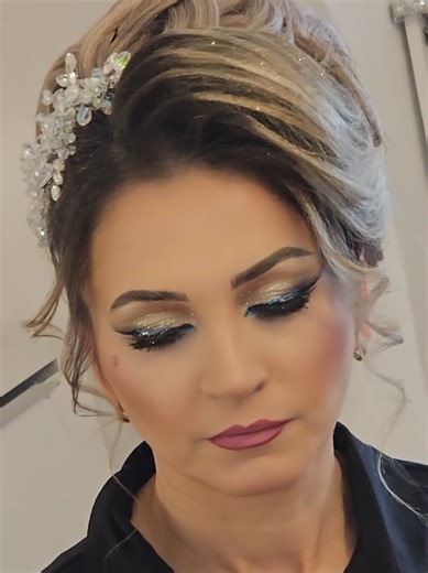 Elegant Arabic Makeup Tutorial and Updo Hairstyle
