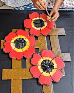 705K views · 4.2K reactions | Awesome cardboard flower Wall hanging making #diy #cardboard #recyle #fun #easy | Creative ViNii | Facebook