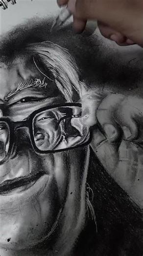 #art #charcol #drawing #sketch #shorts #artist