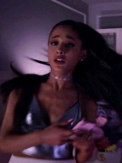 #ScreamQueens #ArianaGrande #ChanelNumber2 #RedDevil