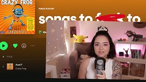 The algorithm behind Spotify shuffle: Is it random at all?