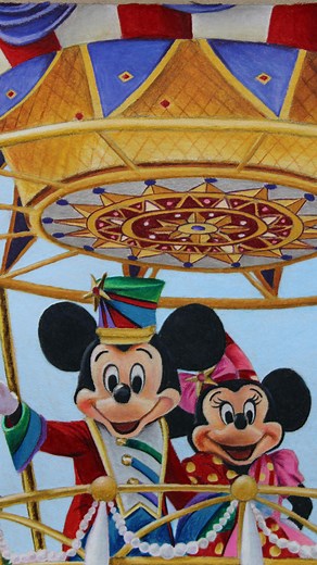 Step by step of turning Mickey and Minnie into a drawing✍️ I love this drawing so much because it just brings so much joy, whimsy, and the thought of dreams✨ Drawing such iconic characters was a true challenge and I’m so glad that I pushed myself🥲 I hope you love this drawing just as much as I do❤️ I use @prismacolor premier soft core colored pencils and @strathmoreart toned tan paper. All purchased at @blickartmaterials | Deely Drawings