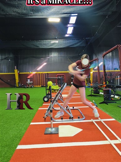 HIT & RUN Training Facility: Comprehensive Softball Training