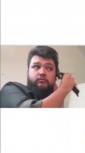 How I Cut My Own Hair 💈 | Self Haircut with Wahl Magic Clip Cordless #barbershorts #shorts