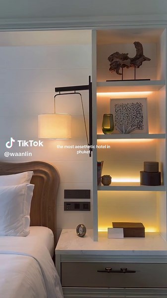 📍Rosewood Phuket Great for if you are looking for a luxury resort that has a beachfront and activities included (like padel, paddleboarding and snorkelling). It is perfectly secluded in terms of the huge compound yet close to areas such as patong beach. #phuket #phukethotel #thailandtravel