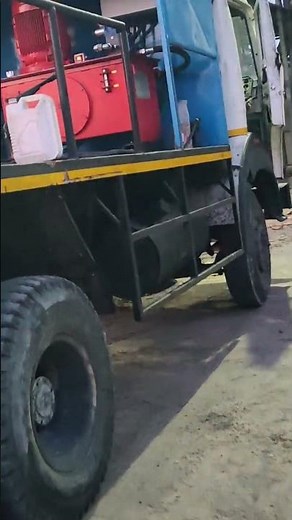 palfinger truck mounted crane Epsilon machine operation video ok