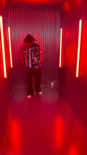 Mozzarella Fella 🥷🏿 on Instagram: "Behind the scenes 🎬 | Buick To Benz MUSIC VIDEO 🎥🚘 🥷🏾@mozzy #musicvideos #visualart #visual #mozzy #hgm #fyp #empire #cmg #gangland #mozzyrecords #videoshoot #pullupactivities"