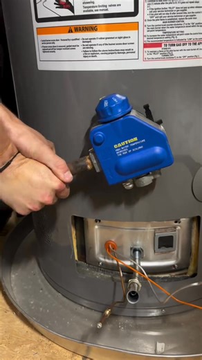 97K views · 267 reactions | How to Unclog a Sewer line. Using Milwaukee chain snake #nothingbutheavyduty | Plumb Hero | Facebook