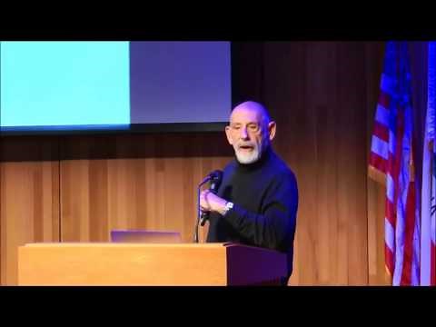 Leonardo Susskind mini lecture on Quantum Entanglement of Black Holes