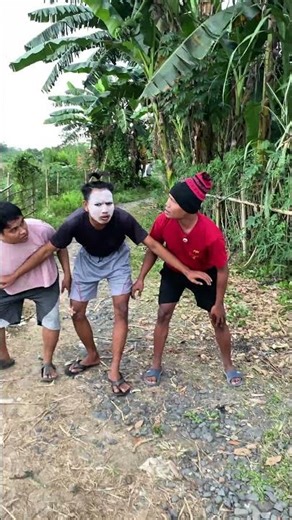 ‪@CEMONG-N‬ Glopot Tole ketakutan karena Om ‪@Bunculkalipah‬ #shortviral #shortvideo #short