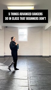 5 things advanced dancers do in class that beginners don’t: 1. Mark with intention They’re still mapping pathways, musicality, and dynamics when marking (not just saving energy). Every rep has purpose. 2. Make clear choices (even when unsure) Instead of hesitating, they commit. Clarity reads stronger than perfection, and teachers can actually coach what they see. 3. Treat transitions as choreography Nothing is “in between.” How they get to the next step is just as intentional as the step itself.