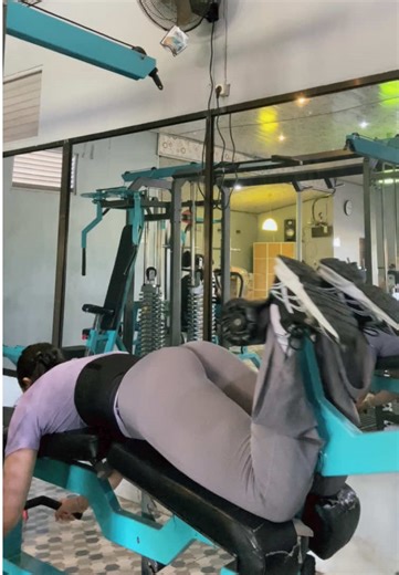 Effective Leg Curl Techniques for Glute Development