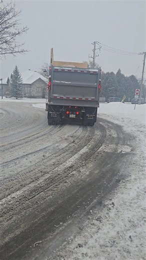 Snow Plow Driving Down The Street https://youtube.com/@djfitness1?si=GRpDUSo-LPYDrKS9 #Plow #plowtruck #snow #snowy #truck #video #youtubeshorts #Shorts #reels #cleaning #clearing #snowremoval #citysnowremoval #sounds #snowplow #satisfying #satisfyingvideo #satis #snow #rob #Robert #robvideos #video #videos #fb #tractormilk #tractormilkvideos | Tractor Milk Video's